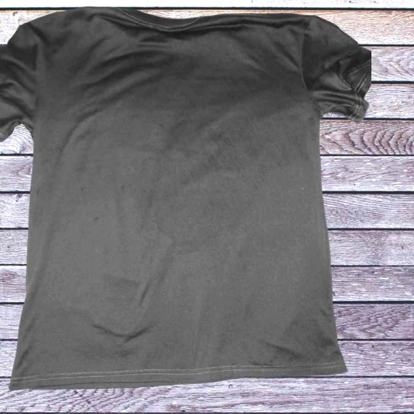 Women's shirt - Picture 2 of 3